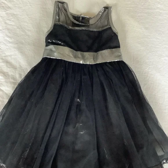 Girls Black And Silver Shimmer Party Dress | Color: Black/Silver | Size: Girls 12-18 Months | Sweetchiccloset's Closet